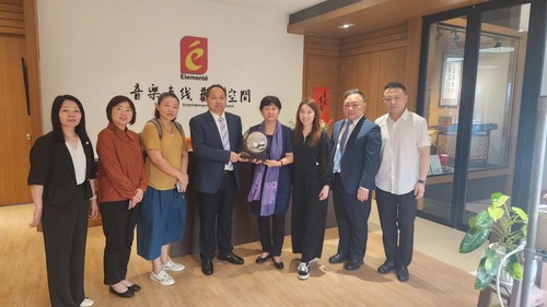 fa506031024b9f736101ce3a5ff25da8_61902_500x500